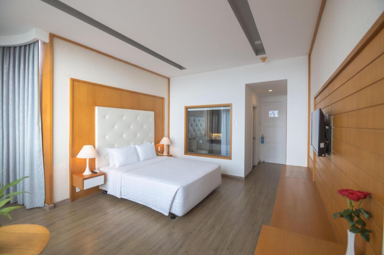 Sammy Hotel Вунг Тау Екстериор снимка