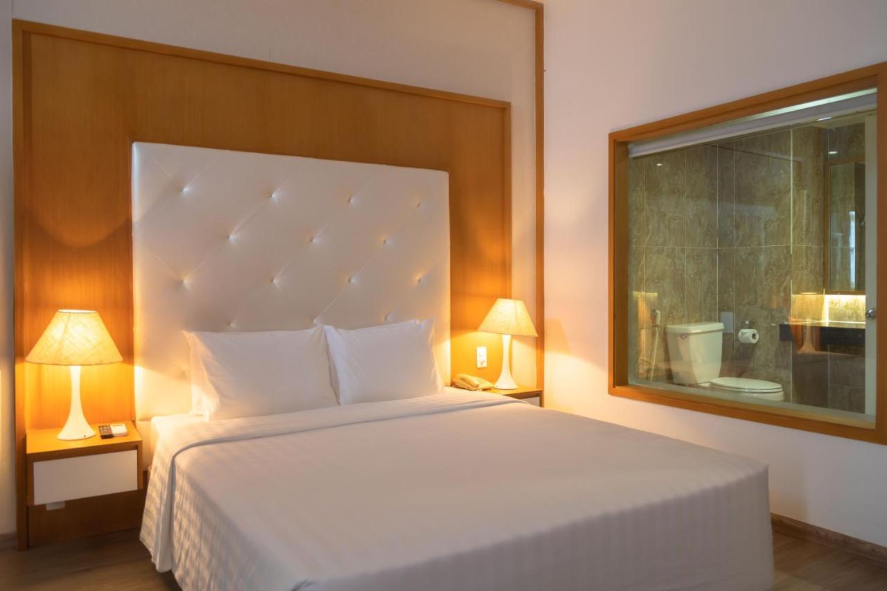 Sammy Hotel Вунг Тау Екстериор снимка